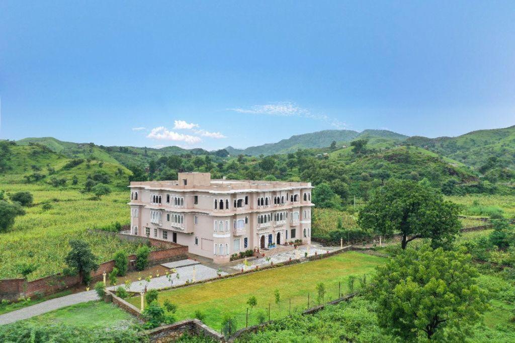 Jag Aravali Resort Udaipur By Naina Staycation - Best For Corporate Events - Family Parties - Mice מראה חיצוני תמונה