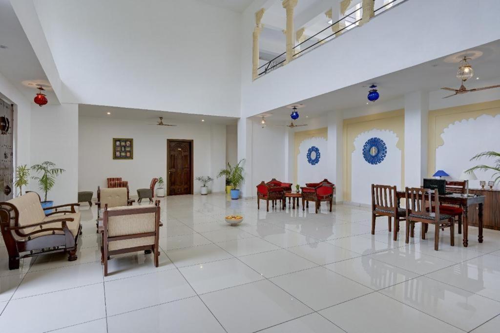 Jag Aravali Resort Udaipur By Naina Staycation - Best For Corporate Events - Family Parties - Mice מראה חיצוני תמונה